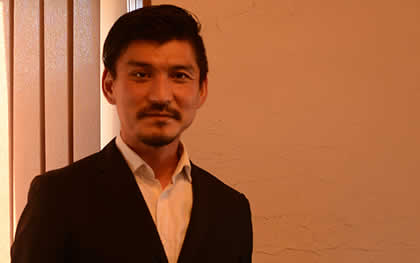 栄古堂の翻訳者